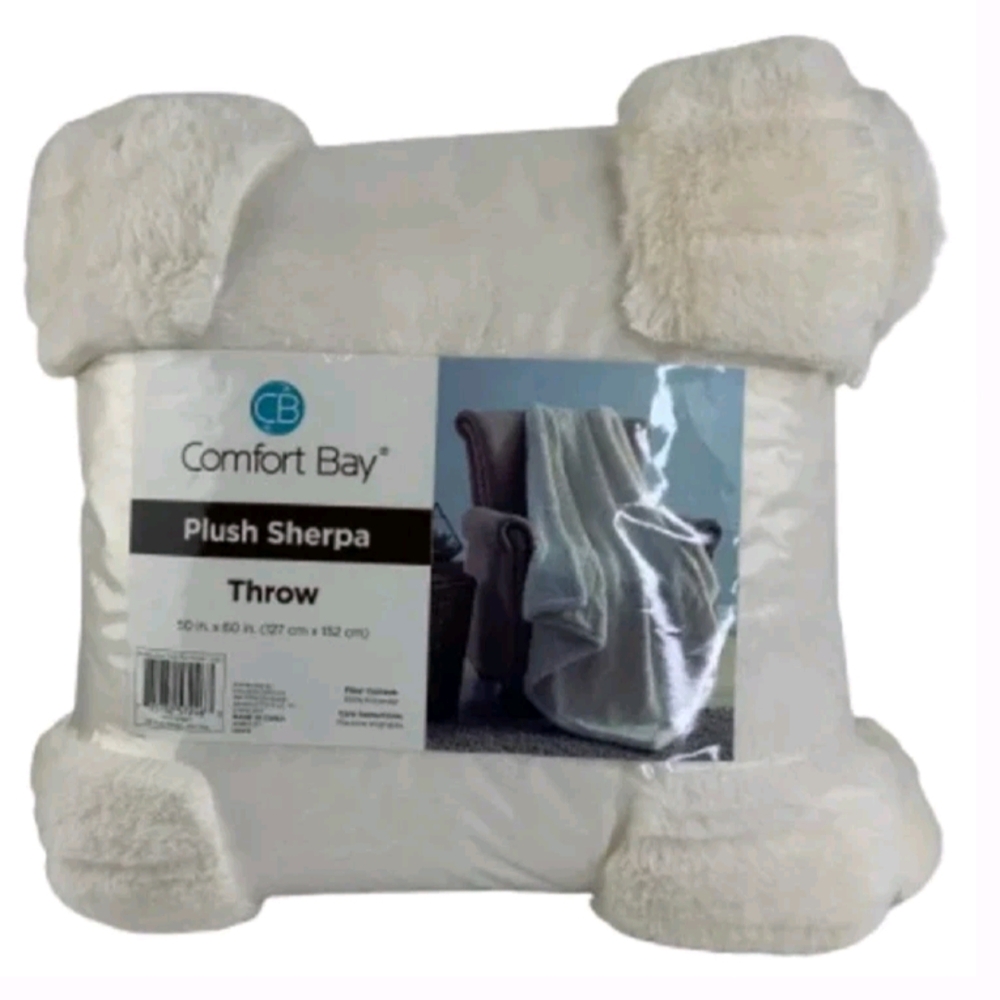 Comfort Bay Ivory Plush Sherpa Throw Blanket